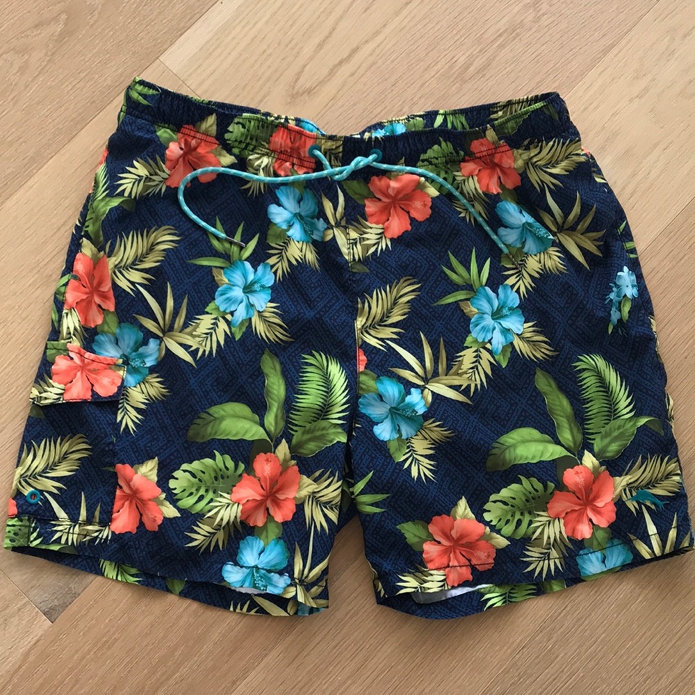 Tommy Bahama men’s bathing suit